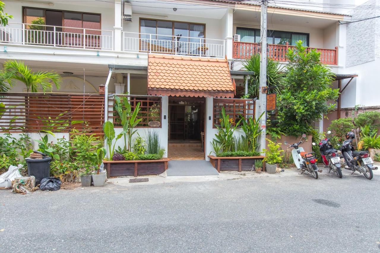 The Little Siri Hotel Chiang Mai Exterior foto